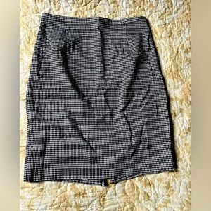 Jacob Size 6 black and white pencil skirt